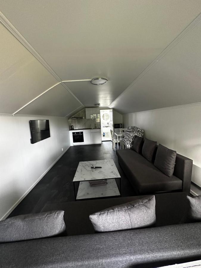 Luxurious Apartment Near Citycenter Бурос Екстер'єр фото